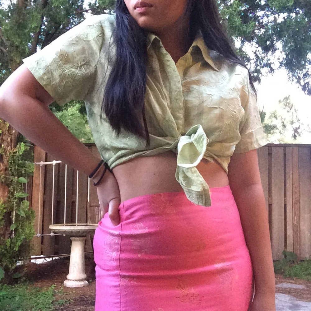Vintage 70s light green button up leaf pattern
